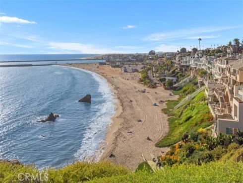 701  Poinsettia   Avenue, Corona del Mar, CA