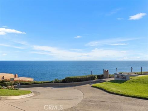 701  Poinsettia   Avenue, Corona del Mar, CA