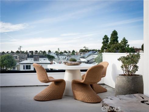 616  Poinsettia   Avenue, Corona del Mar, CA