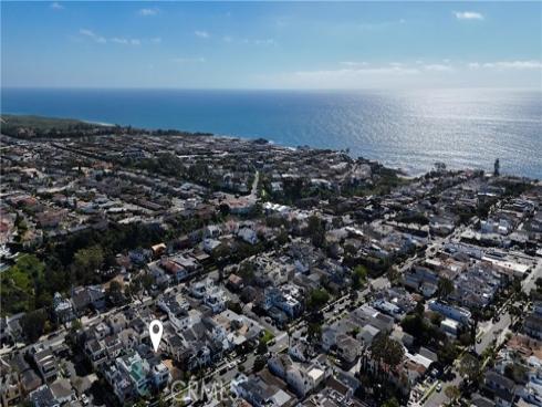 616  Poinsettia   Avenue, Corona del Mar, CA