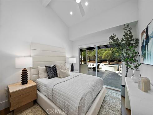 37  Beachcomber  , Corona del Mar, CA