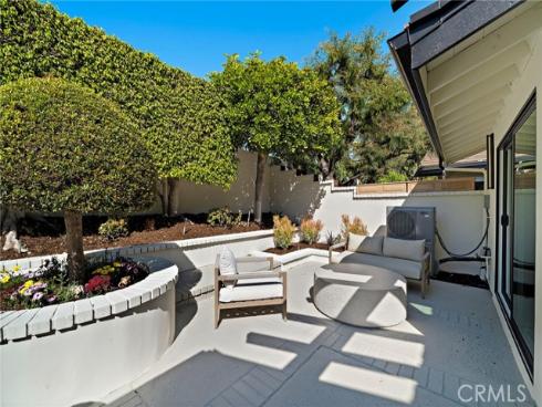 37  Beachcomber  , Corona del Mar, CA