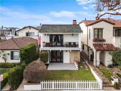 603  Begonia  , Corona del Mar, CA