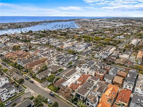 603  Begonia  , Corona del Mar, CA