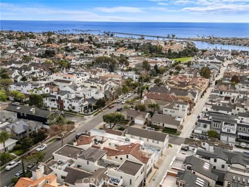 603  Begonia  , Corona del Mar, CA