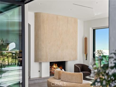 17  Muir Beach  , Corona del Mar, CA