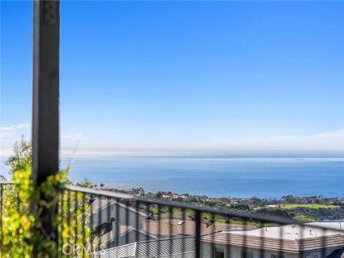 17  Muir Beach  , Corona del Mar, CA