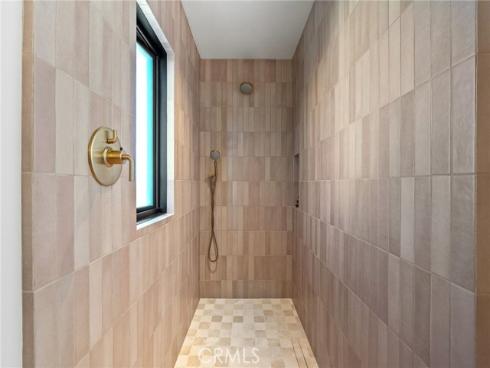 17  Muir Beach  , Corona del Mar, CA