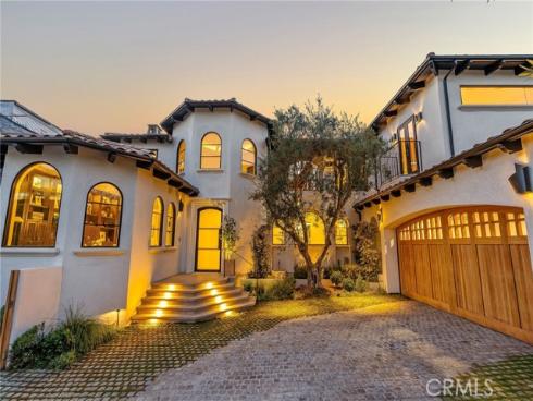 17  Muir Beach  , Corona del Mar, CA