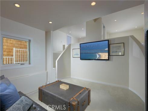 2235  Pacific   Drive, Corona del Mar, CA