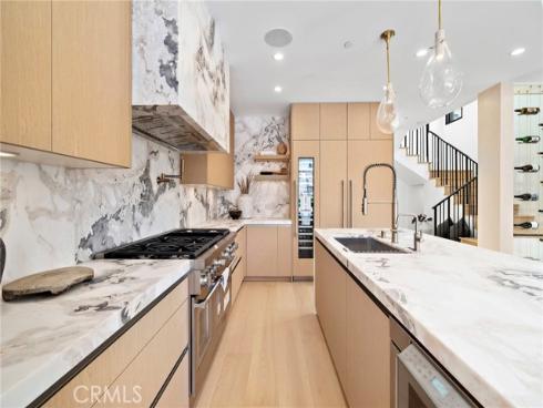 612  Begonia  , Corona del Mar, CA