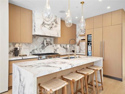 612  Begonia  , Corona del Mar, CA