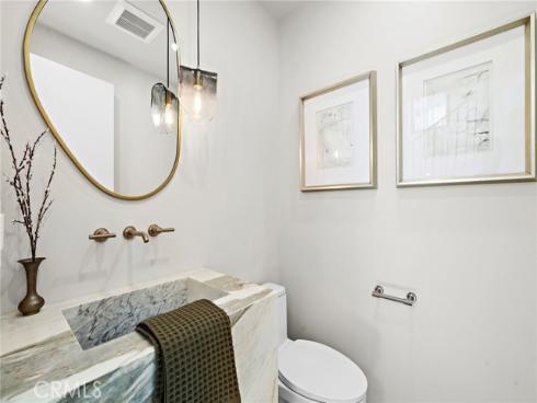 612  Begonia  , Corona del Mar, CA