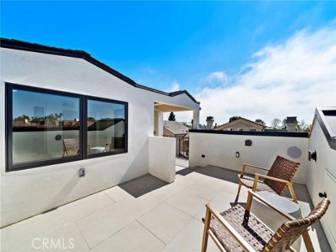 612  Begonia  , Corona del Mar, CA