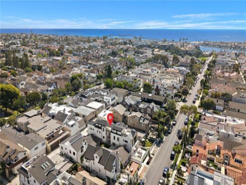 612  Begonia  , Corona del Mar, CA