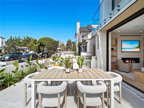 612  Begonia  , Corona del Mar, CA