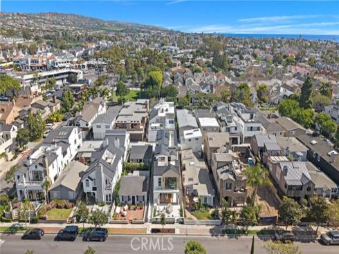 612  Begonia  , Corona del Mar, CA