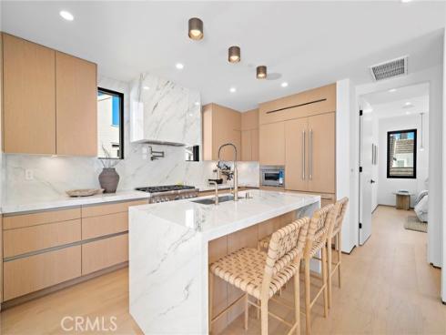 612  Begonia  1-2 , Corona del Mar, CA