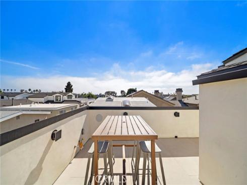 612  Begonia  1-2 , Corona del Mar, CA