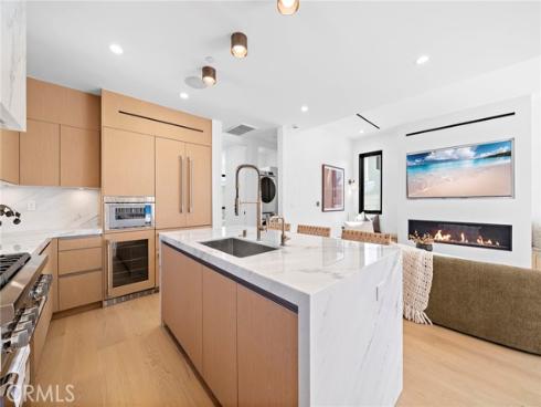 612  Begonia  , Corona del Mar, CA