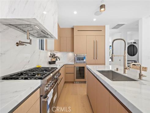 612  Begonia  , Corona del Mar, CA