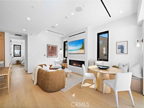 612  Begonia  , Corona del Mar, CA