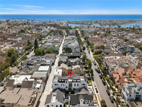 612  Begonia  , Corona del Mar, CA