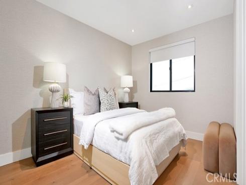 408 Hazel , Corona del Mar, CA