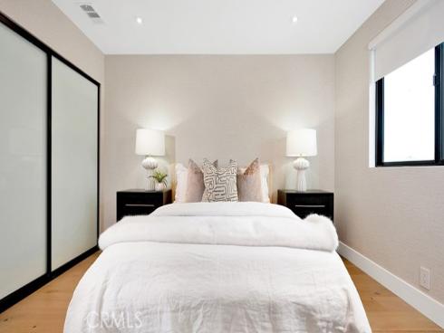 408 Hazel , Corona del Mar, CA