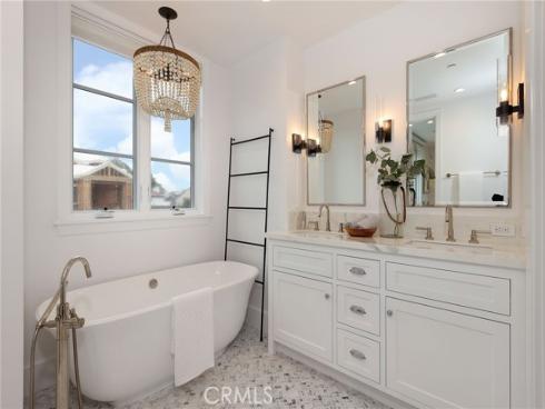 617 Narcissus , Corona del Mar, CA