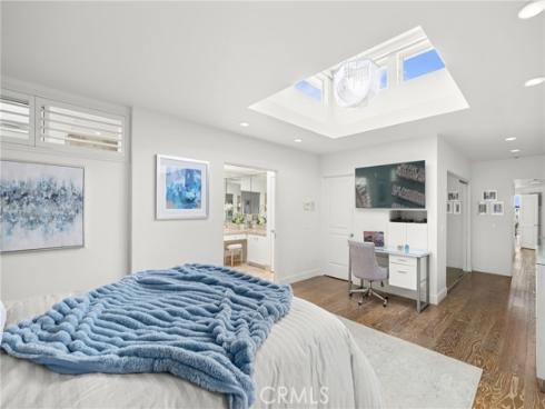 1241  Bayside  , Corona del Mar, CA