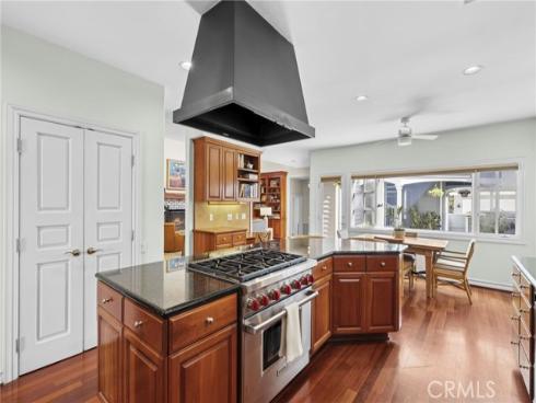 304  Marigold  , Corona del Mar, CA