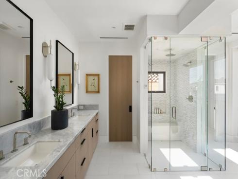 220 Carnation Avenue, Corona del Mar, CA