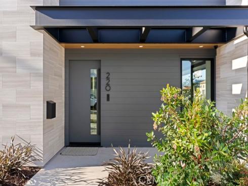 220 Carnation Avenue, Corona del Mar, CA
