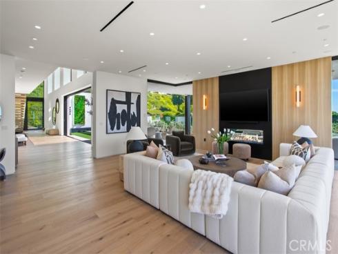 53  Montecito  , Corona del Mar, CA