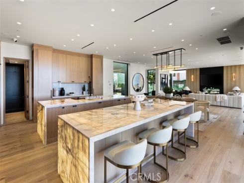 53  Montecito  , Corona del Mar, CA