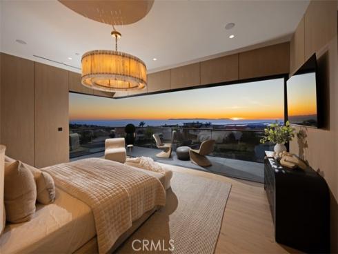 53  Montecito  , Corona del Mar, CA