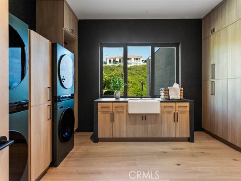 53  Montecito  , Corona del Mar, CA