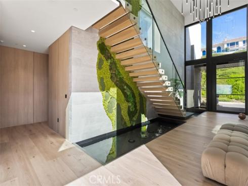 53  Montecito  , Corona del Mar, CA