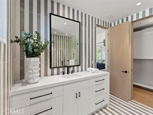 53  Montecito  , Corona del Mar, CA