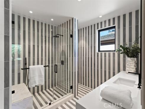 53  Montecito  , Corona del Mar, CA