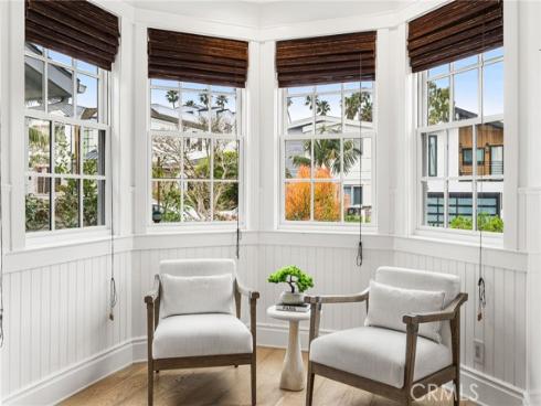 320  Heliotrope   Avenue, Corona del Mar, CA