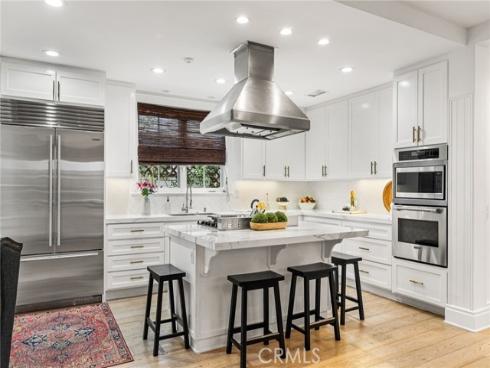 320  Heliotrope   Avenue, Corona del Mar, CA