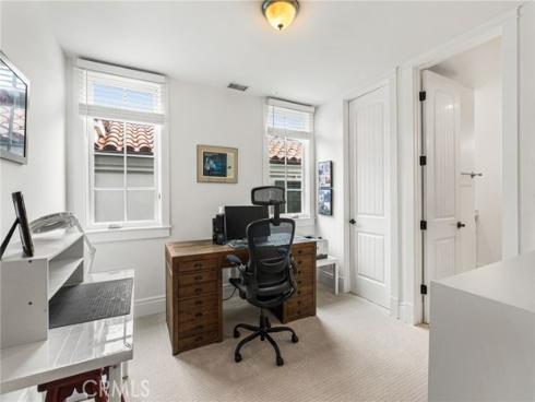 320  Heliotrope   Avenue, Corona del Mar, CA