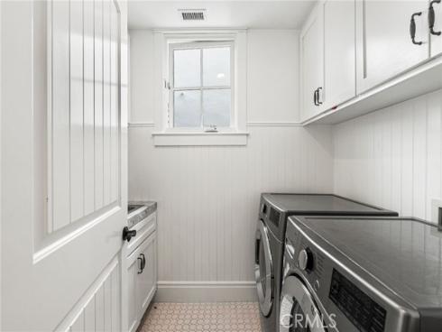 320  Heliotrope   Avenue, Corona del Mar, CA