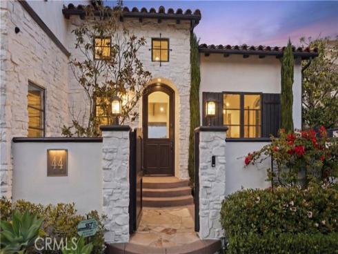 44  Drakes Bay   Drive, Corona del Mar, CA