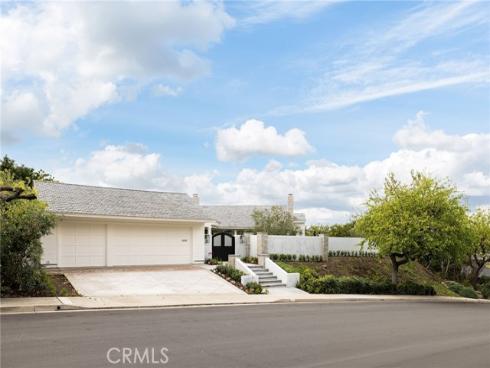 1  San Martin   Way, Corona del Mar, CA