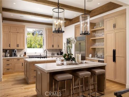 1  San Martin   Way, Corona del Mar, CA