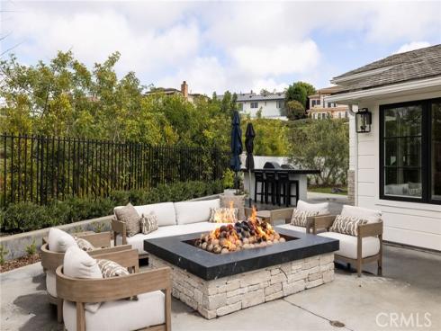 1  San Martin   Way, Corona del Mar, CA