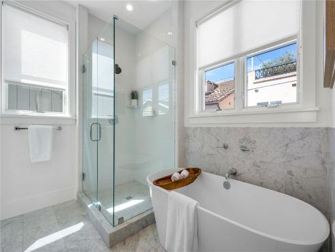 611  Narcissus   Avenue, Corona del Mar, CA